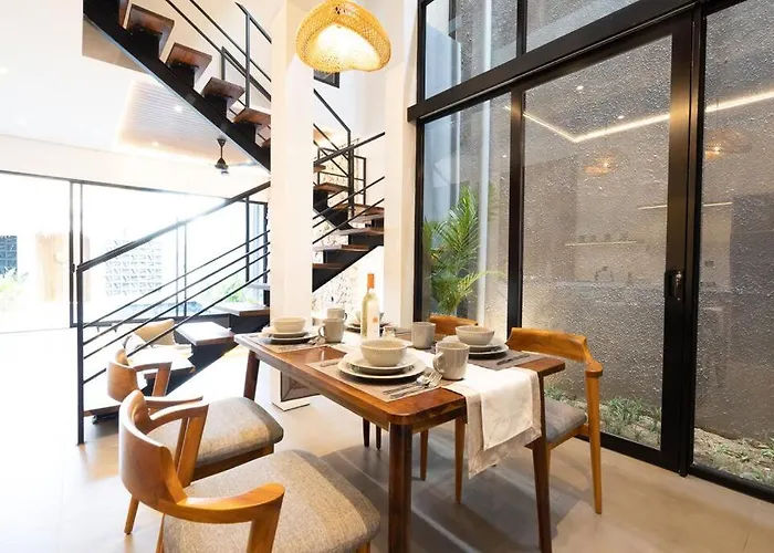 Nirav 2 Bedrooms 1 Bedroom Mezzanine فيلة أُلُواتو